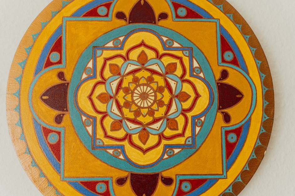 Herfstbladeren frame mandala op plattelandsdecor.